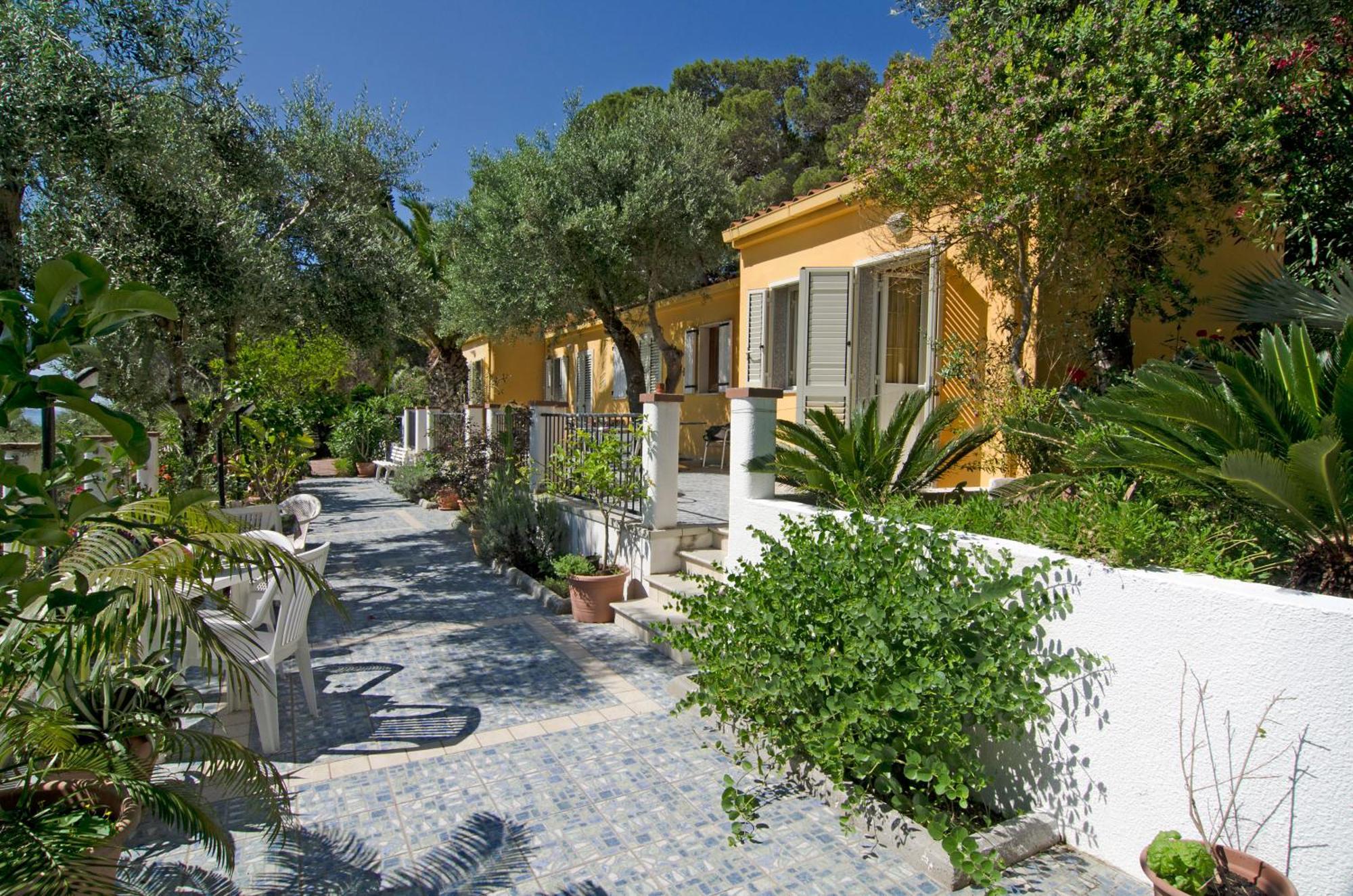 Hotel Paola Carloforte  Εξωτερικό φωτογραφία
