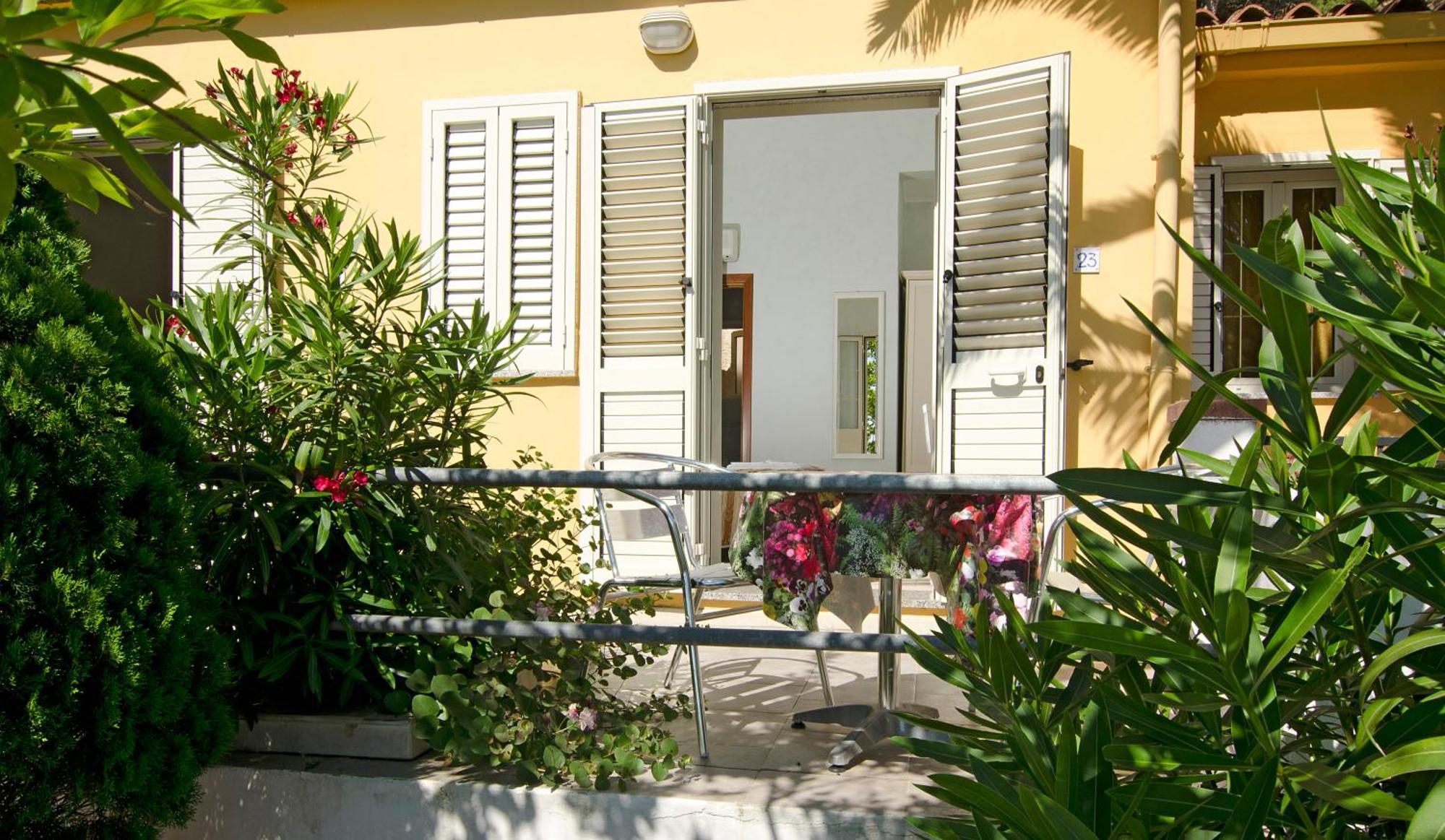 Hotel Paola Carloforte  Εξωτερικό φωτογραφία